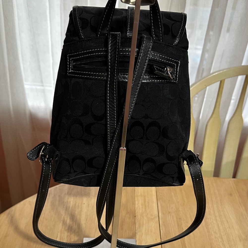 Coach 1992 Signature Black Backpack - Picture 2 of 9